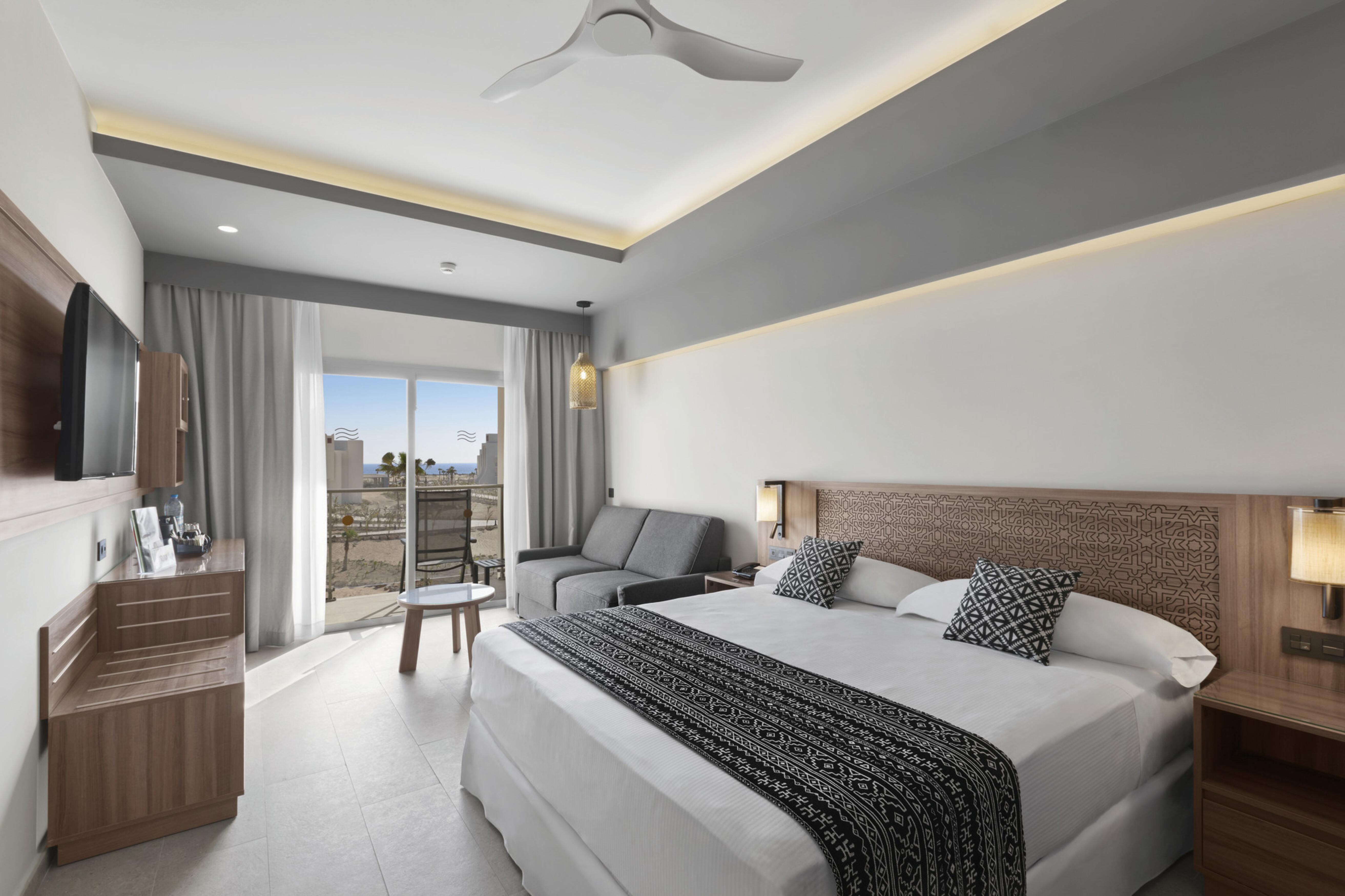 Riu Palace Santa Maria Bagian luar foto