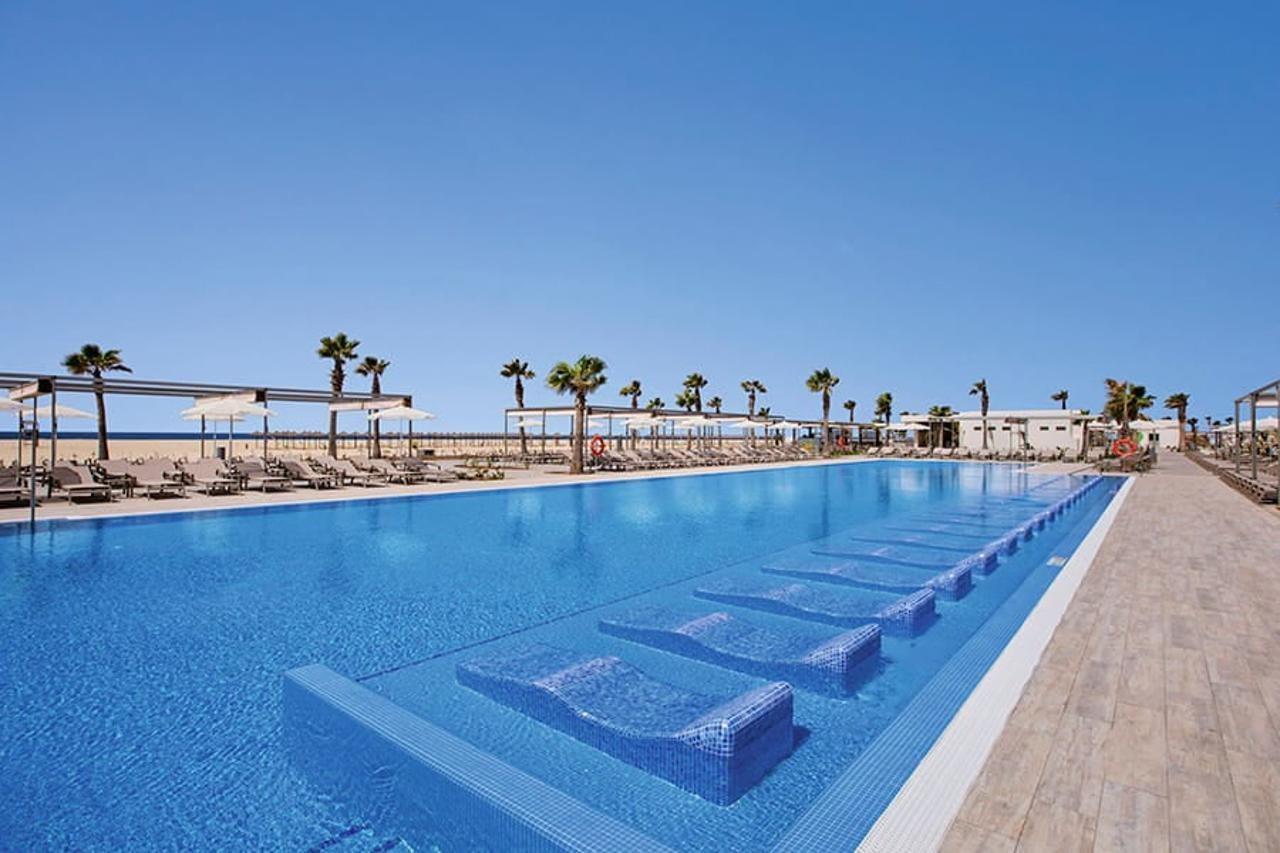 Riu Palace Santa Maria Bagian luar foto